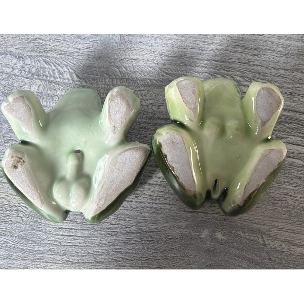 Vintage Glazed Anatomically Correct Ceramic Frogs Naughty Male And Female 2.5" - Picture 2 of 10